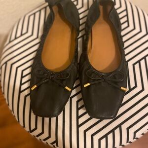 TORY BURCH Black Leather Ballet Flats